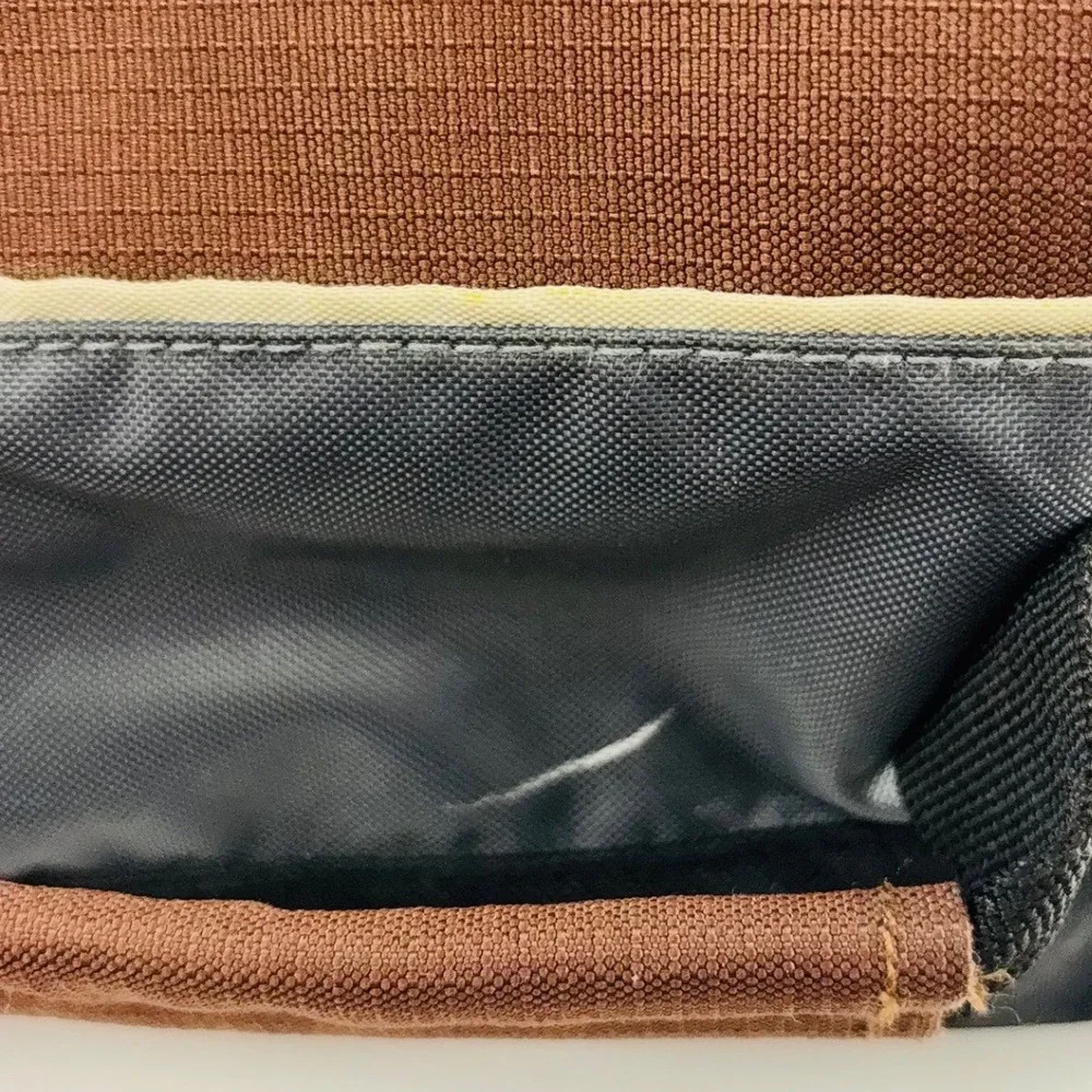 SwissGear Brown Black Duffel Bag Travel Gym Weekender Padded Strap